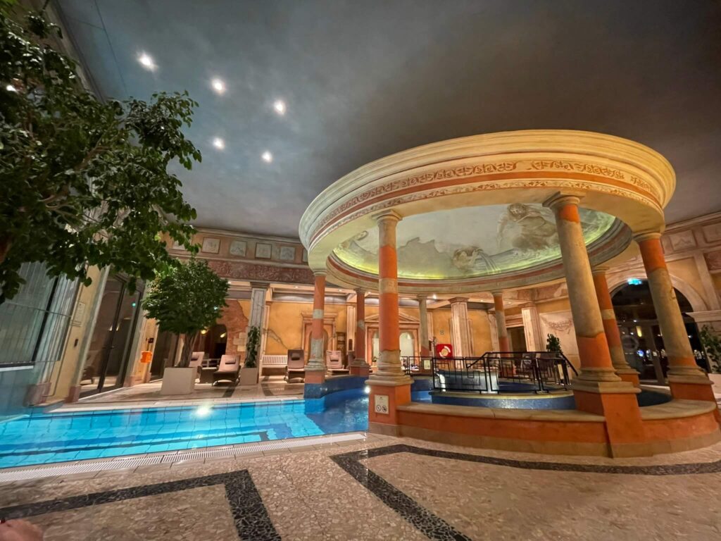 Hotel Colosseo Europa Park Pool 