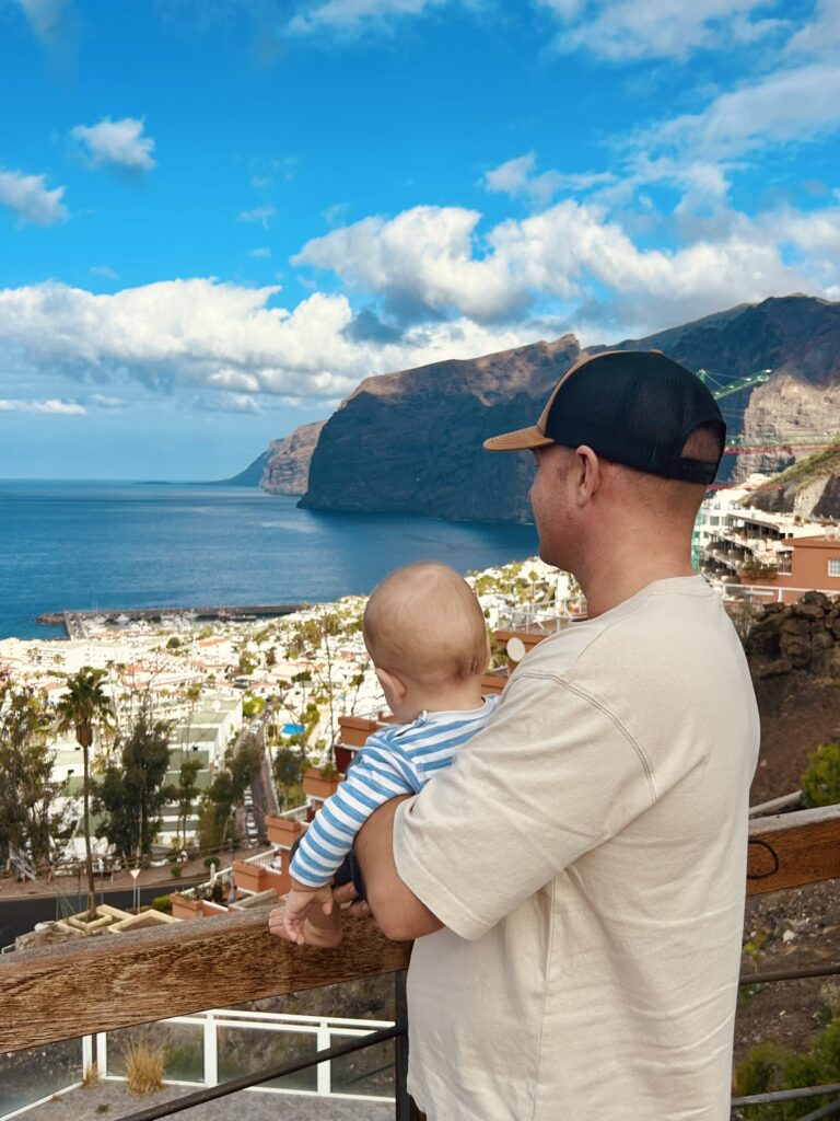 Teneriffa mit Baby - Ausblick auf die Los Gigantes