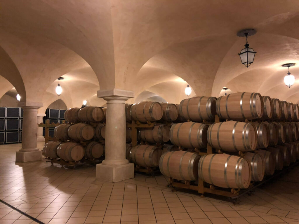 Weingut Ca dei Frati bei Sirmione - Weinfässer