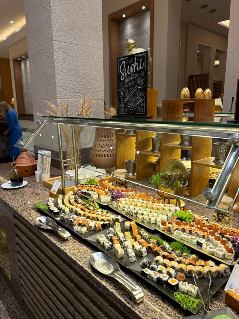Review Steigenberger Ras Soma - Buffet Auswahl Sushi