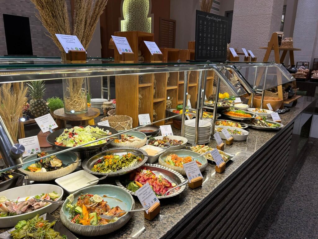 Review Steigenberger Ras Soma - Buffet