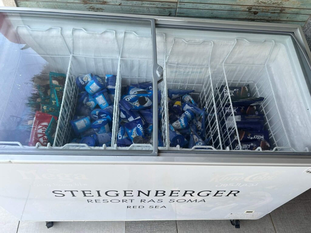 Review Steigenberger Ras Soma - Eis Truhe